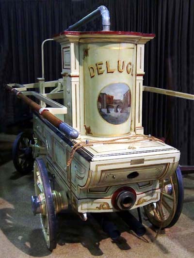 manual fire engine from the 18th century