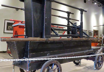 1725 Newsham Manual Pump