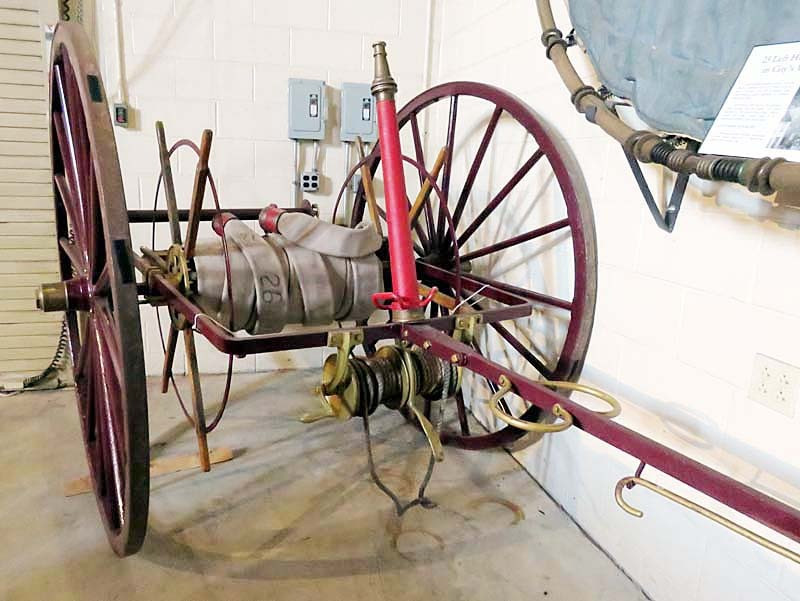 1900 s hose cart 2