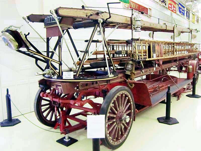 1902 hayes aerial ladder 1