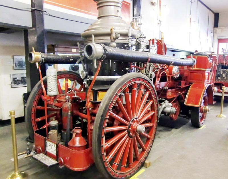1907 american lafrance sized 2 steamer 2