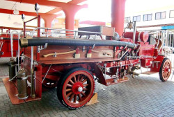 1910 knox 3