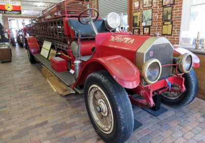1919 American LaFrance Ladder