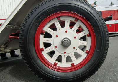 1933 American LaFrance Wheel