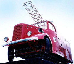 1942 dennis 2