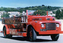 1949 ford  2 