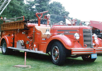 1949 Mack