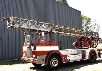 1955 Dennis Turntable