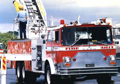 1981 Mack Turntable