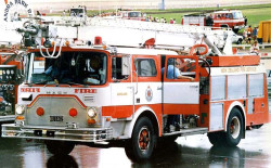 1984 mack telescopic boom